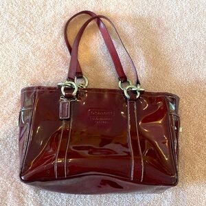 🎀 AUTH COACH BURGUNDY PATENT LEATHER SHOULDER TOTE BAG GREAT CONDITION 💛